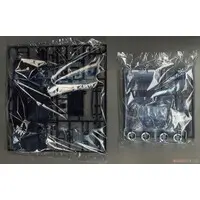 CEDRIC 4DR HT 280E BROUGHAM (NISSAN) Model Kit