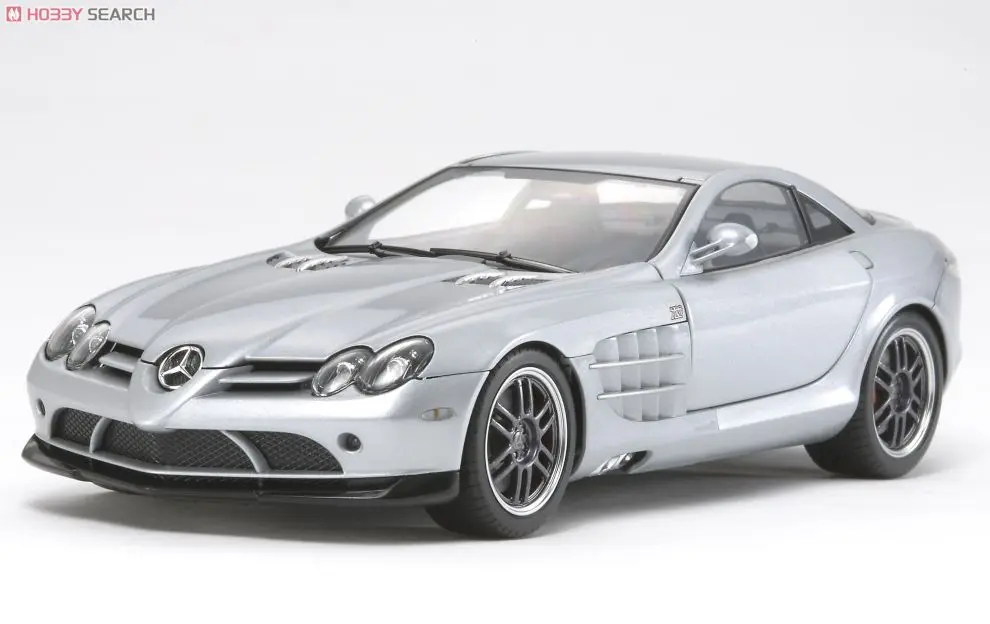 1/24 SCALE Mercedes-Benz SLR McLaren 722 Edition Model Kit