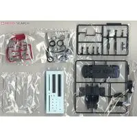 1/43 Scale Model Kit - Ford