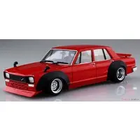 SKYLINE 2000GT 4DR '71 (NISSAN) Model Kit