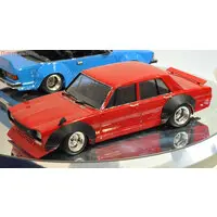 SKYLINE 2000GT 4DR '71 (NISSAN) Model Kit