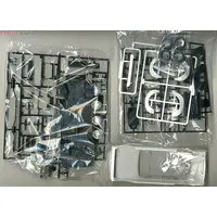 SKYLINE 2000GT 4DR '71 (NISSAN) Model Kit