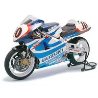 1/12 SCALE SUZUKI RGV-Γ (XR89) Model Kit