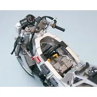 1/12 SCALE SUZUKI RGV-Γ (XR89) Model Kit