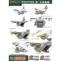 Plastic Model Kit - Military transport aircraft / Lockheed C-130 Hercules