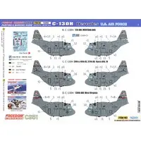 Plastic Model Kit - Military transport aircraft / Lockheed C-130 Hercules