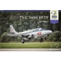 1/72 Scale Model Kit - Trainer aircraft / PZL TS-11 Iskra