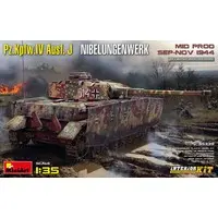 1/35 Scale Model Kit - Tank