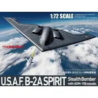 1/72 Scale Model Kit - Bomber