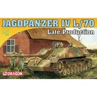 1/72 Scale Model Kit - Tank