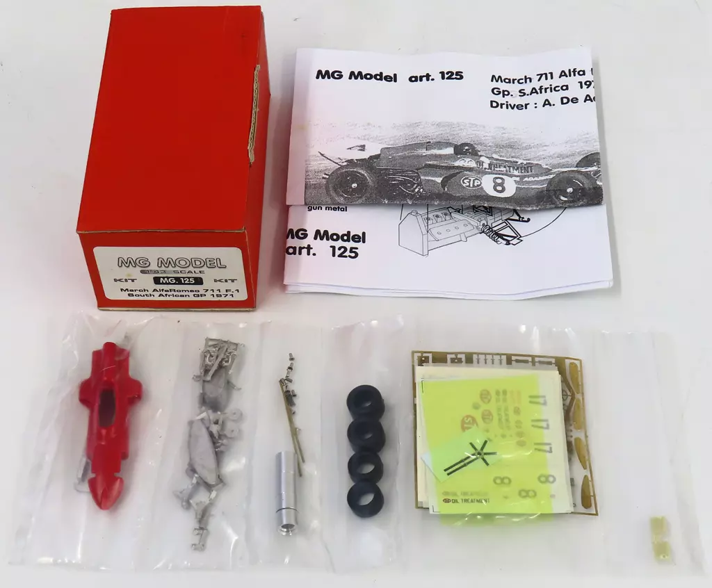 1/43 Scale Model Kit - Vehicle