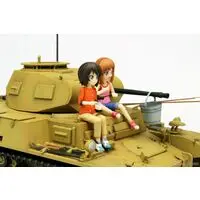 1/35 Scale Model Kit - GIRLS-und-PANZER / Nishizumi Miho & Nishizumi Maho