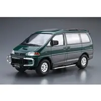 1/24 MITSUBISHI PE8W DELICA SPACE GEAR '96 Model Kit