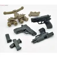 1/12 Scale Model Kit - Little Armory