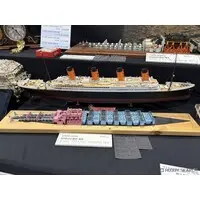 1/400 Scale Model Kit - Ocean liner / Titanic