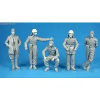 1/35 Scale Model Kit - Tank