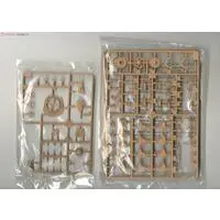 1/35 Scale Model Kit - Renault