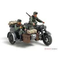 1/48 SCALE GERMAN MOTORCYCLE & SIDECAR Model Kit