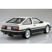 AKIYAMA WATARU AE86 LEVIN(TOYOTA) Model Kit