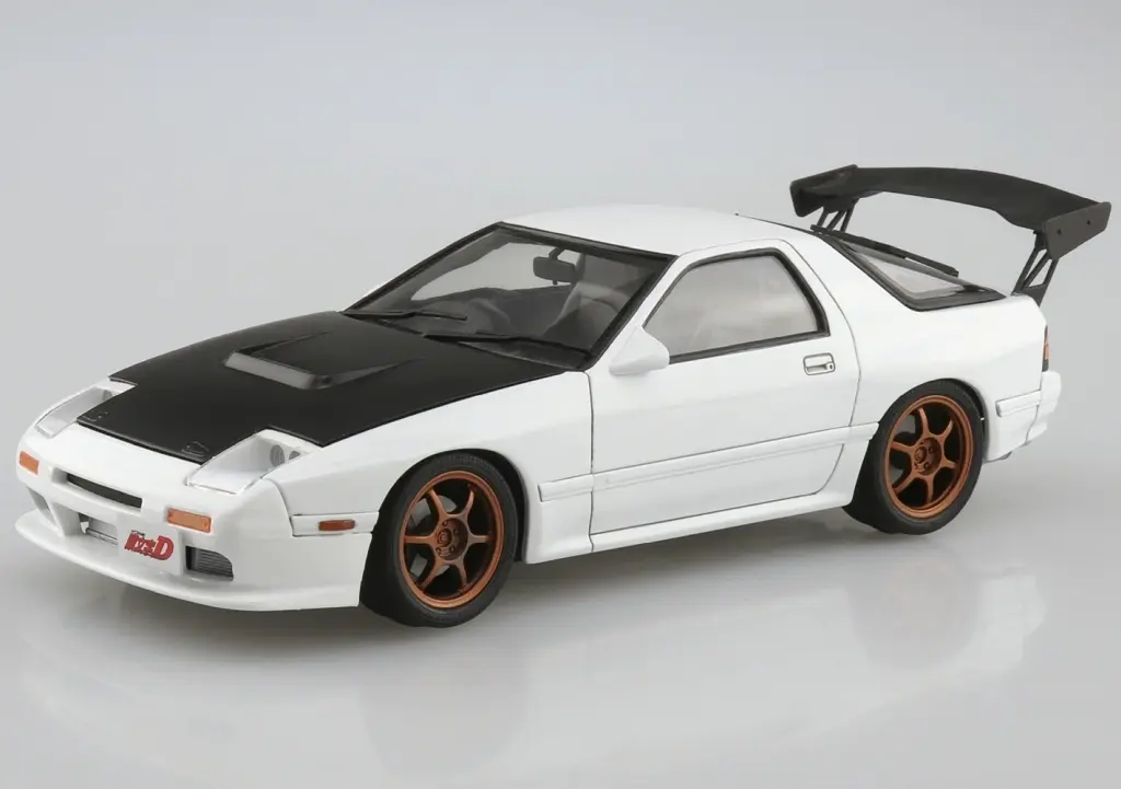 1/24 Scale Model Kit - Initial D / FC3S RX-7