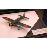 1/72 Scale Model Kit - WAR BIRD COLLECTION / Mitsubishi A6M Zero & Mitsubishi A6M5 Zero Fighter Type 52