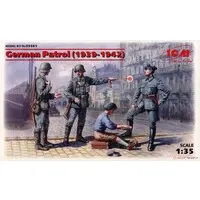1/35 Scale Model Kit - People/Animals