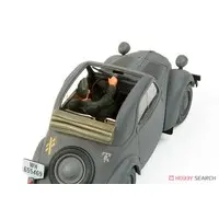 1/35 SCALE SIMCA 5 STAFF CAR (GERMAN ARMY) Model Kit
