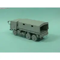JAPAN GROUND SELF DEFENSE FORCE 3 1/2T TRUCK Model Kit