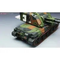 1/35 Scale Model Kit - Self-propelled artillery