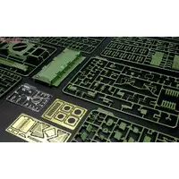 1/35 Scale Model Kit - Self-propelled artillery