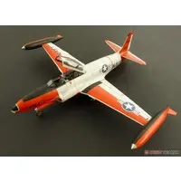 1/72 Scale Model Kit - Trainer aircraft