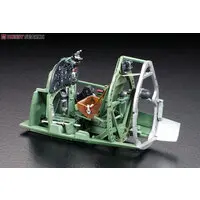 1/32 Scale Model Kit - Focke-Wulf / Supermarine Spitfire