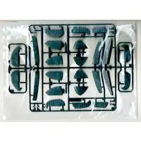 1/32 Scale Model Kit - Focke-Wulf / Supermarine Spitfire