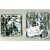 1/32 Scale Model Kit - Focke-Wulf / Supermarine Spitfire