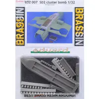 1/32 Scale Model Kit - Bomber