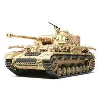 1/48 SCALE GERMAN PANZERKAMPFWAGEN IV Ausf.J Model Kit