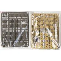 1/35 SCALE GERMAN HEAVY TANK DESTROYER JAGDTIGER EARLY PRODUCTION Model Kit