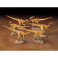 1/35 SCALE VELOCIRAPTORS "PACK OF SIX" Model Kit