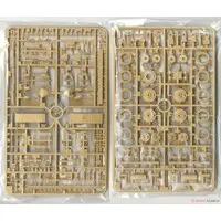 1/35 SCALE GERMAN 18 TON HEAVY HALF-TRACK "FAMO" and TANK TRANSPORTER Sd.Ah.116 Model Kit