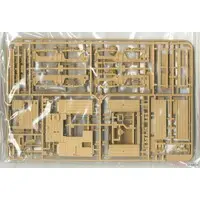 1/35 SCALE GERMAN 18 TON HEAVY HALF-TRACK "FAMO" and TANK TRANSPORTER Sd.Ah.116 Model Kit