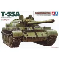 1/35 SCALE RUSSIAN MEDIUM TANK T-55A Model Kit