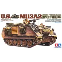 1/35 SCALE U.S. M113A2 ARMORED PERSONNEL CARRIER DESERT VERSION Model Kit