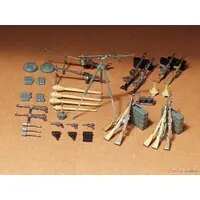 1/35 SCALE GERMAN INFANTRY WEAPONS Model Kit