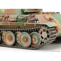 1/35 SCALE GERMAN PANTHER TYPE G LATE VERSION Model Kit