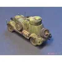 1/72 Scale Model Kit - Tank