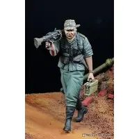 1/35 Scale Model Kit - People/Animals