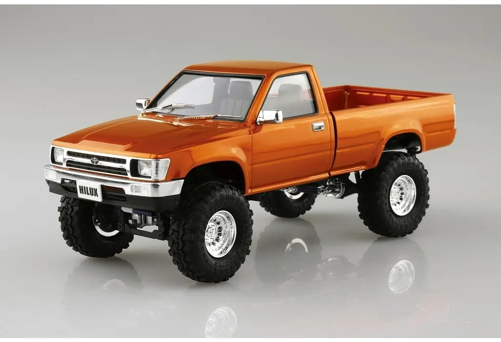 1/24 RN80 HILUX LONGBED LIFTUP '95 (TOYOTA) Model Kit