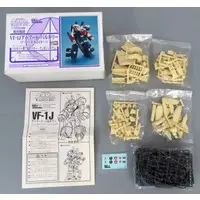1/100 Scale Model Kit - Super Dimension Fortress Macross / VF-1J Armored Valkyrie