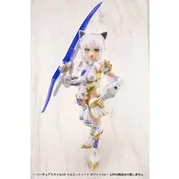 M.S.G Modeling Support Goods - VIRTUOUS STYLE06 SILHOUETTE SWORD WHITE Ver. Model Kit