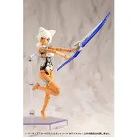 M.S.G Modeling Support Goods - VIRTUOUS STYLE06 SILHOUETTE SWORD WHITE Ver. Model Kit